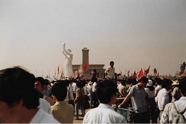 组图：六四屠杀前 北京市民见证学生示威抗议