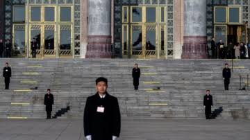 【禁闻】中共首度公布6将领人大职务被免原因
