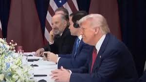 【禁闻】川习会上习近平当众念稿 遭川普紧盯