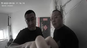 【禁闻】山西警察撬锁抓人 陈忠丽狱中受虐待