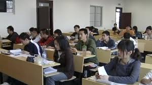 【禁闻】就业难 中国大学高中化现象加剧