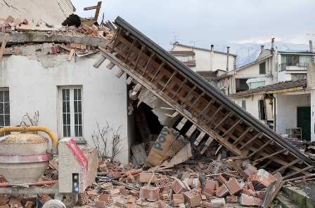 异象：一周内发生14起地震 中国将有巨变？