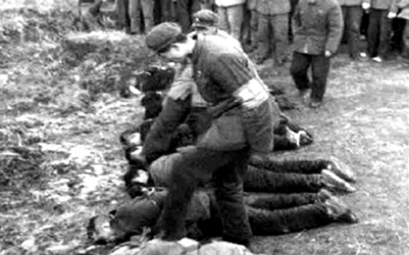 她最早嗅到了“文革”的法西斯气息