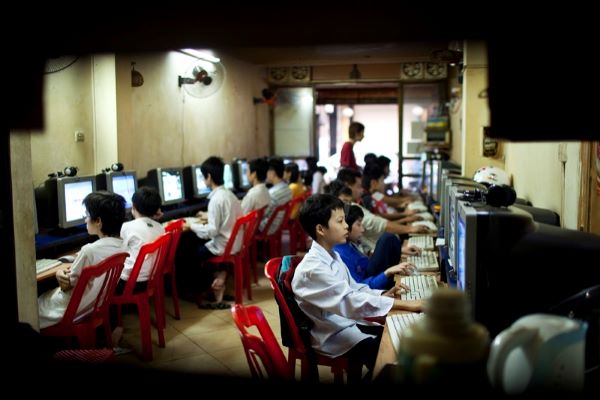 中国人权律师联名控告王小洪 指其滥用职权