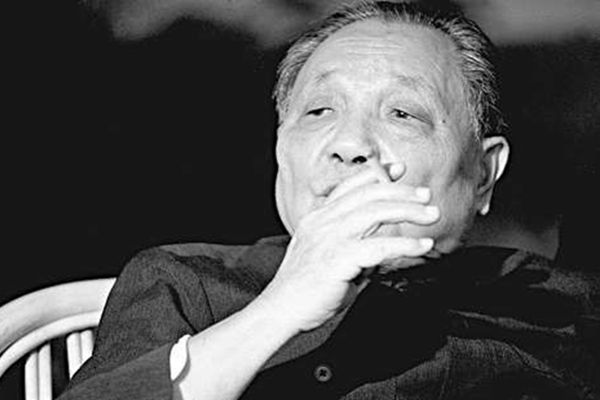 邓小平首次访美， 请800黑帮份子做保镖。（网络图片）