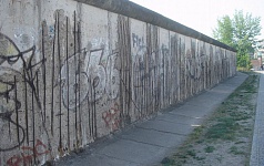 柏林墙最后的枪声 无数人为之流泪(组图)