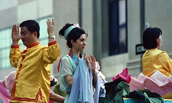 走出磨难 心理医生找到真正的自我（图）